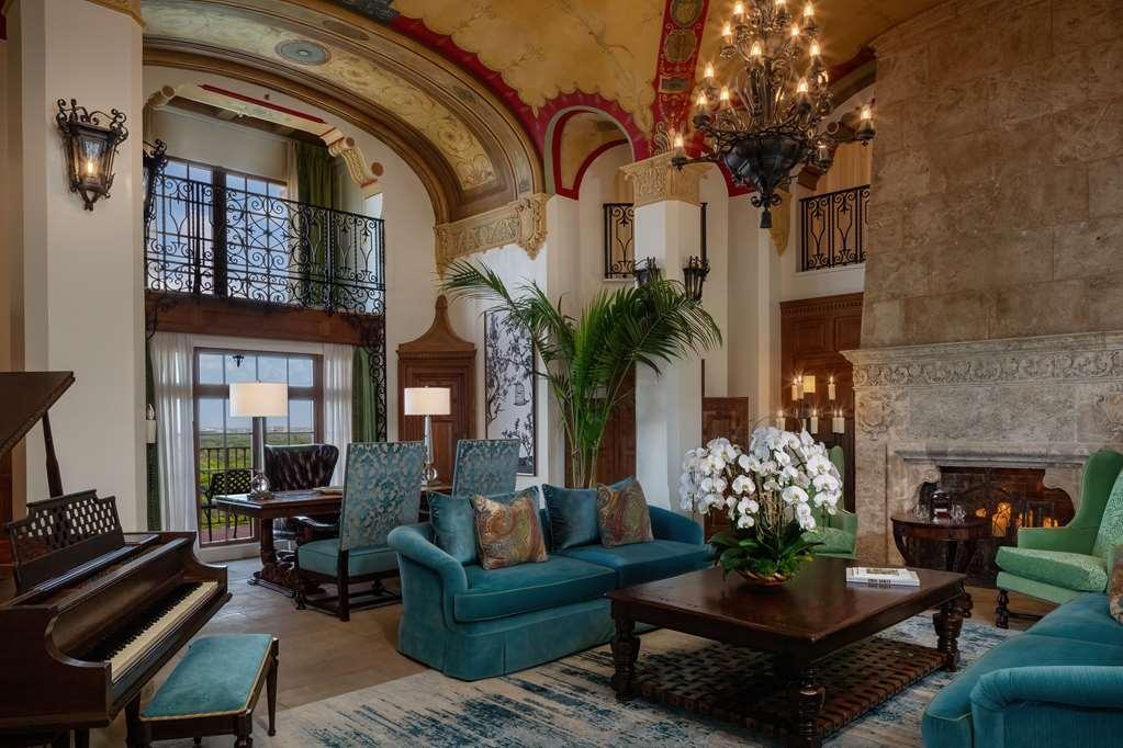 Biltmore Miami 5*